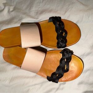 Bamboo | Black/Tan sandals, size 8.5